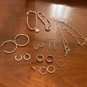 Elegant Gold Jewelry Set for Women